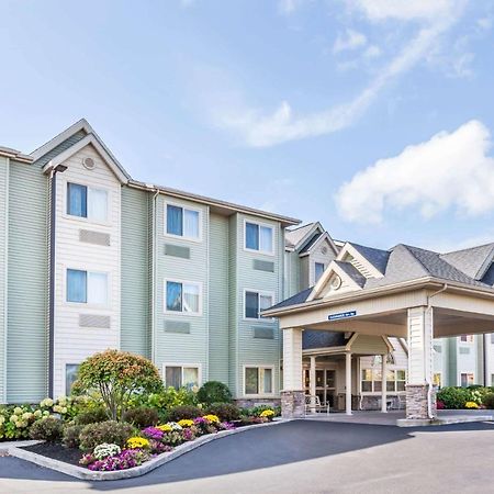 Microtel Inn & Suites By Wyndham Verona Eksteriør bilde