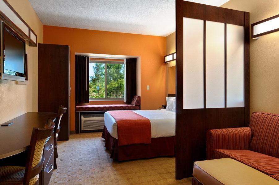 Microtel Inn & Suites By Wyndham Verona Eksteriør bilde